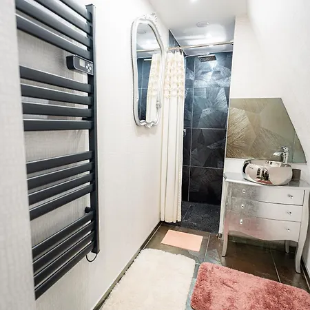 Appartement De La Marquise - Designed By C.m *